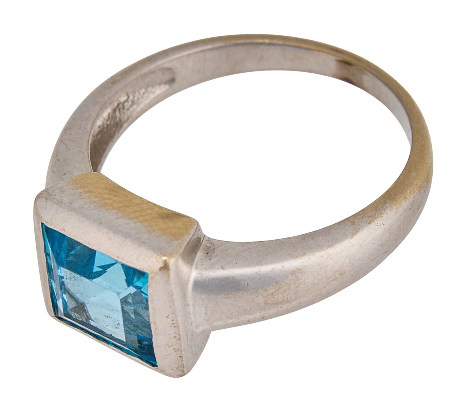 18K Blue Topaz Ring - 3