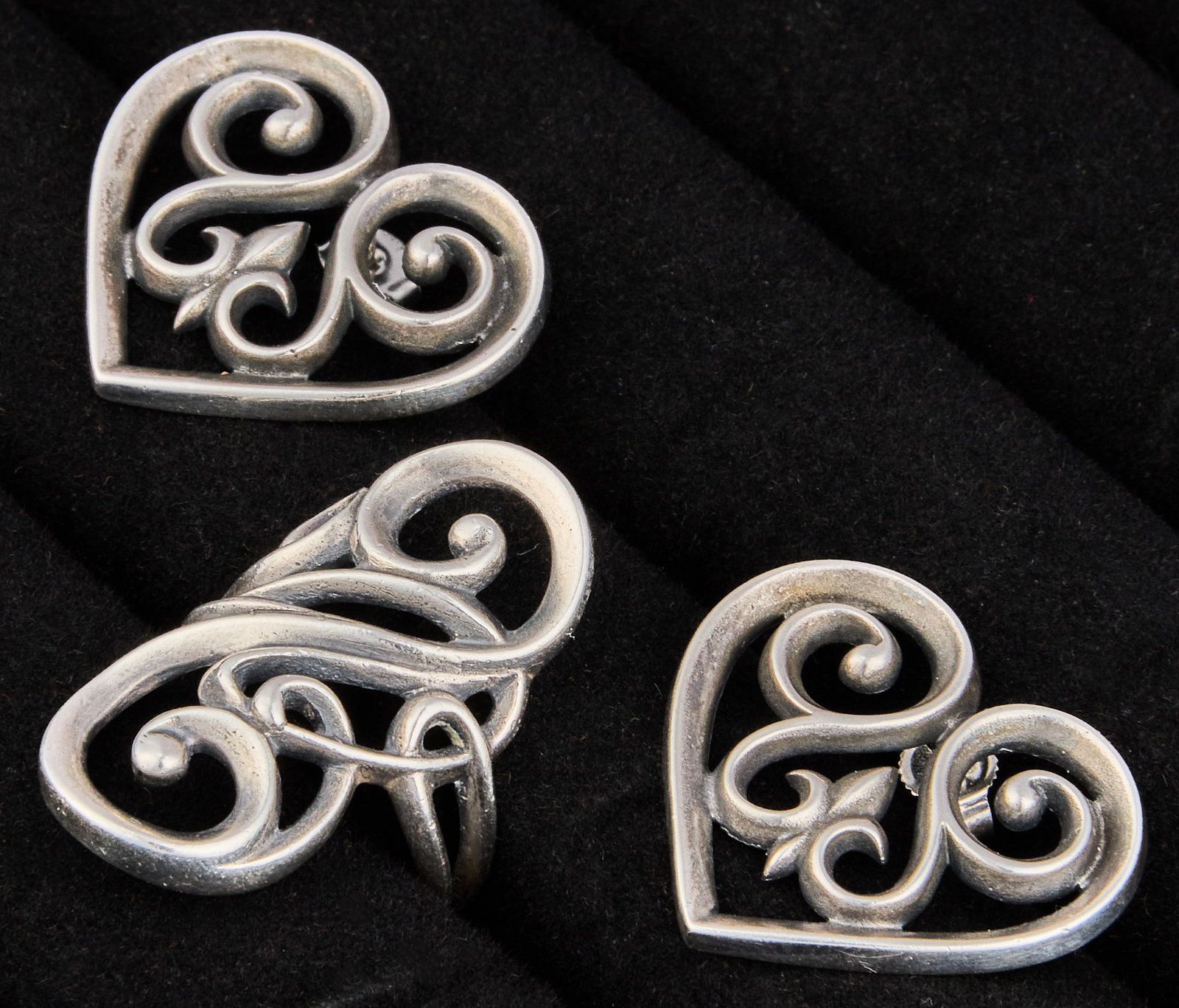 James Avery Sterling Scroll Ring & Earrings (1 of 5)