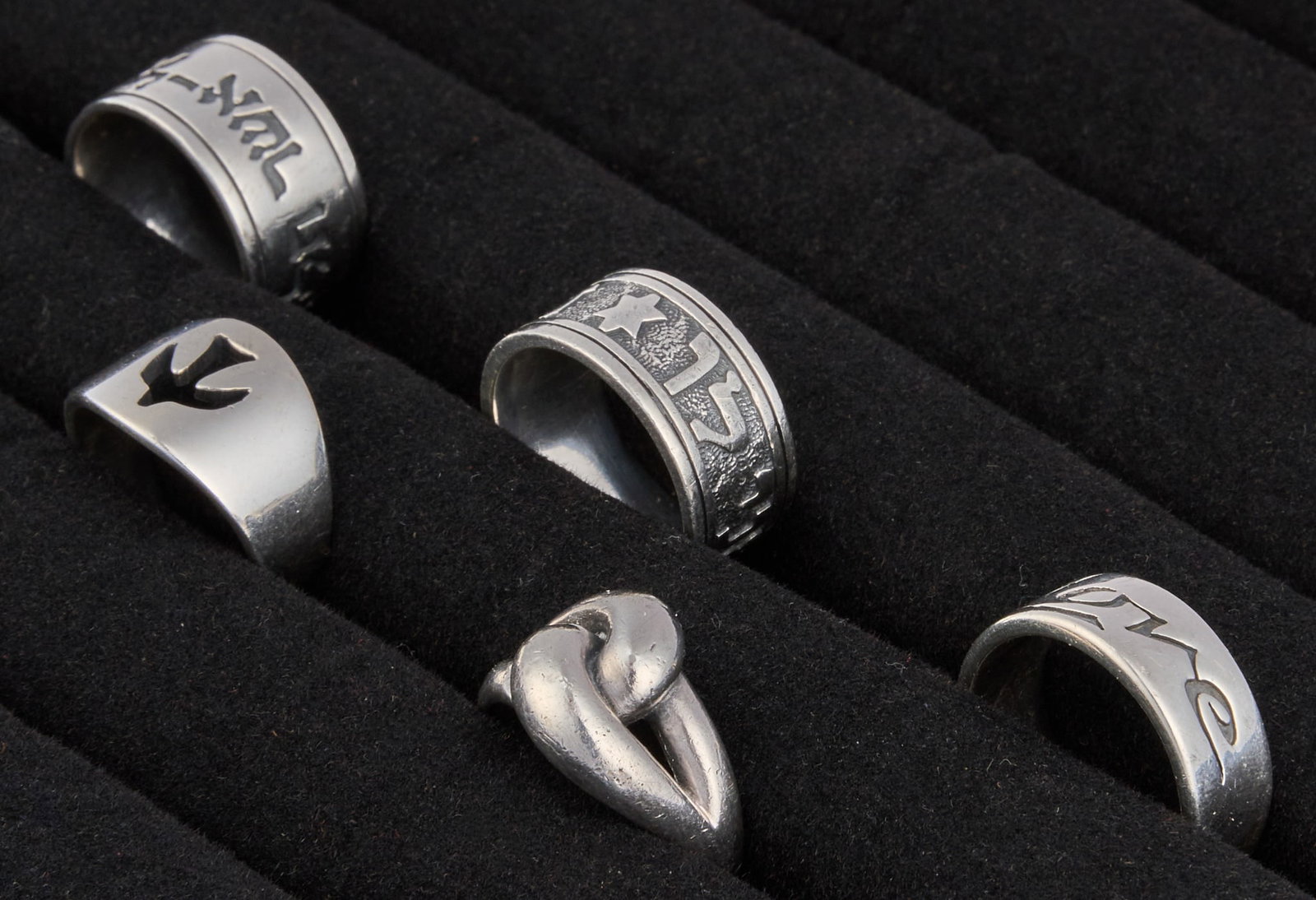 (5) James Avery Sterling Silver Rings (1 of 8)