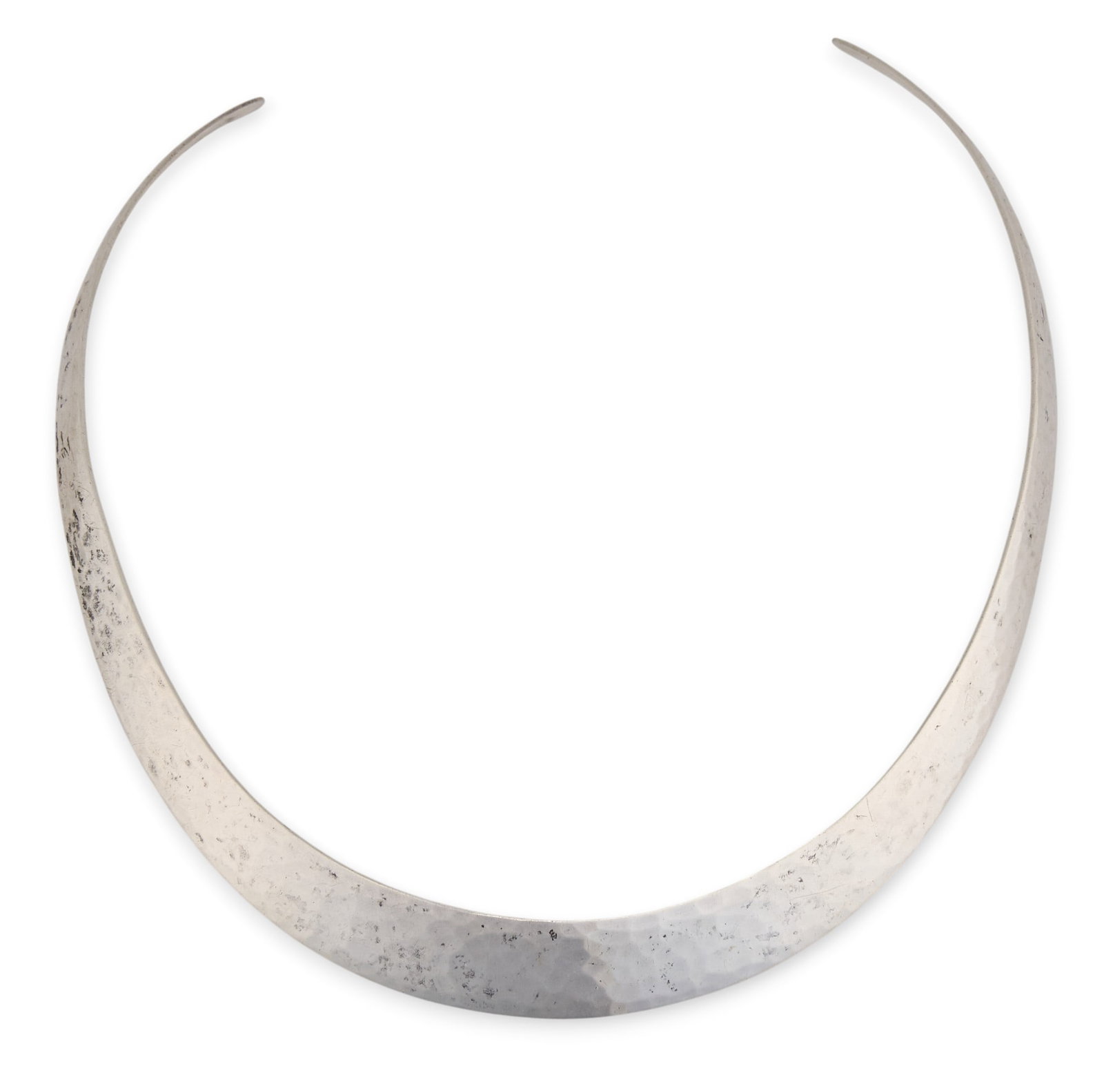 Hammered Sterling Silver Collar Necklace: Hammered sterling silver collar necklace, marked "Sterling 925" Length: 13 in. Total weight: 1.21 ozt Provenance: Property from an estate collection at a home in the Lincoln Heights