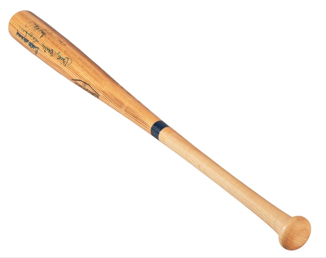 Signed 500 Home Run Hitter Baseball Bat: Signed 500 Home Run hitter Rawlings baseball bat length 34.75 in. x width 2.5 in. Provenance: Property from the Estate of Robert A. "Bob" Funk Sr. - trailblazing American businessman,