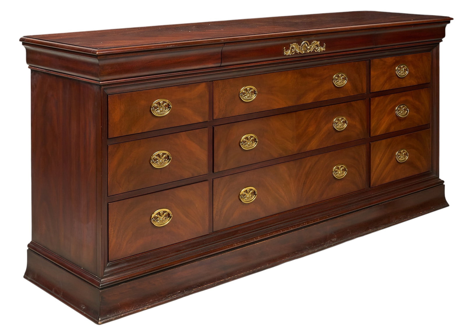Henkel Harris. Sideboard (1 of 4)