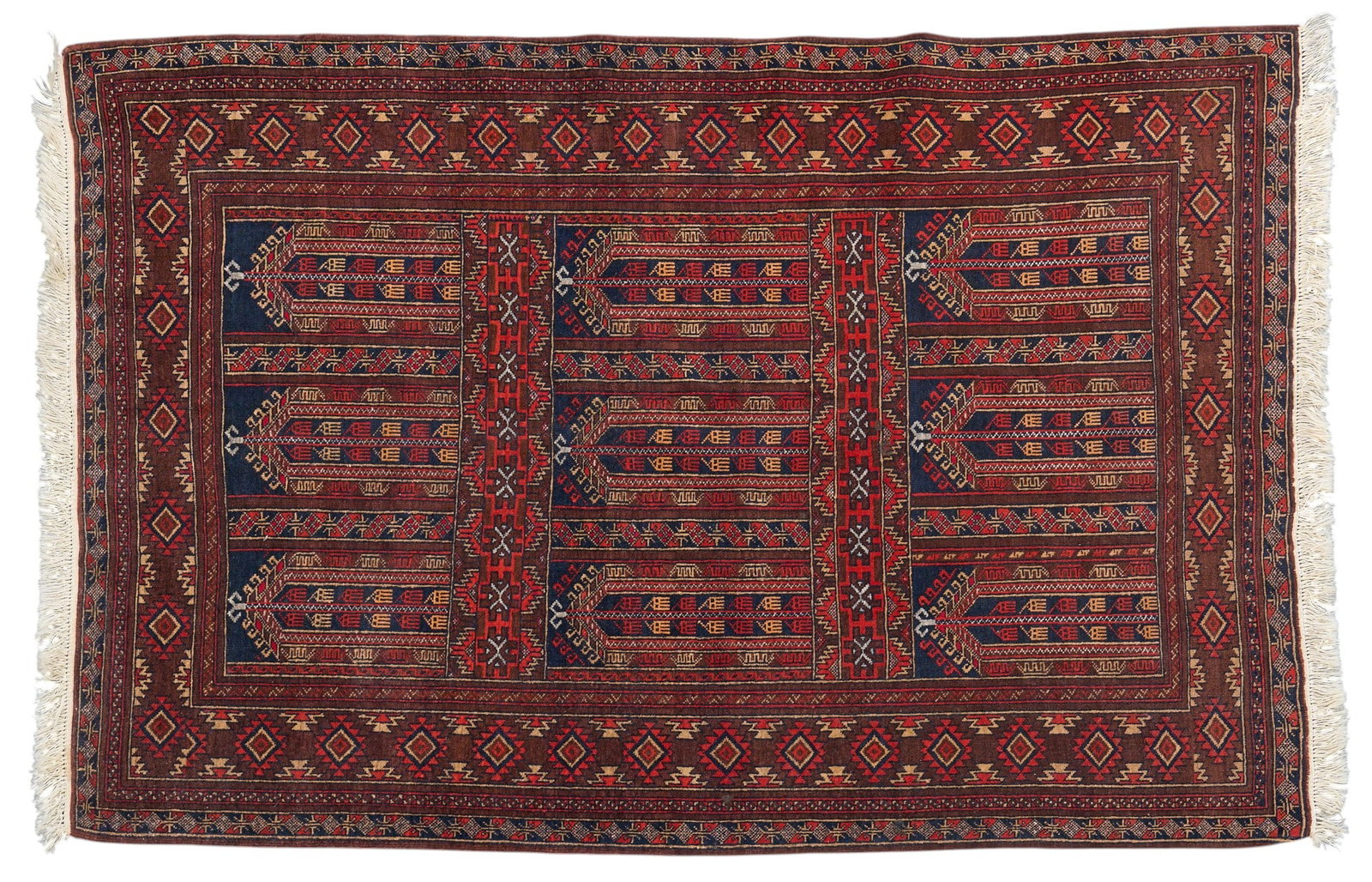 Hand-Knitted Rug, 6 ft. 7 in. x 4 ft. 1 in.: Hand-knitted rug 6 ft. 7 in. x 4 ft. 1 in. 