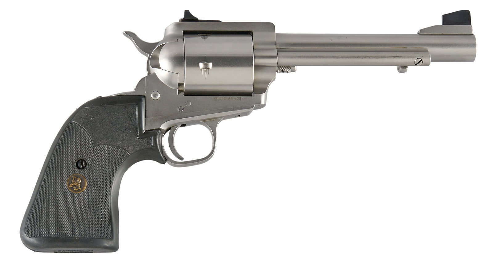 Freedom Arms Model 83 Field Grade 454 Casull Revolver W/ Sealed Ammunition Box: Serial: DF3925 Manufacturer: Freedom Arms (c. 5/10/1990) Model: 83 Field Grade Caliber: 454 Casull Barrel length: 6 in. OAL: 12 in. Condition: Good; light wear & scratches visbile throughout; bore