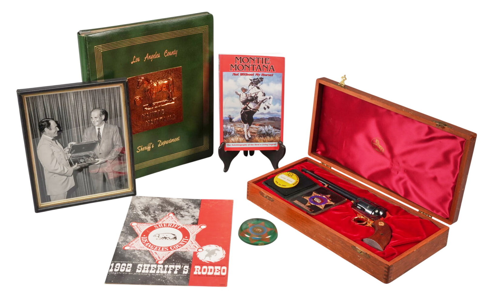 Montie Montana Presented Cased Colt SAA Revolver & Accoutrements (1 of 20)
