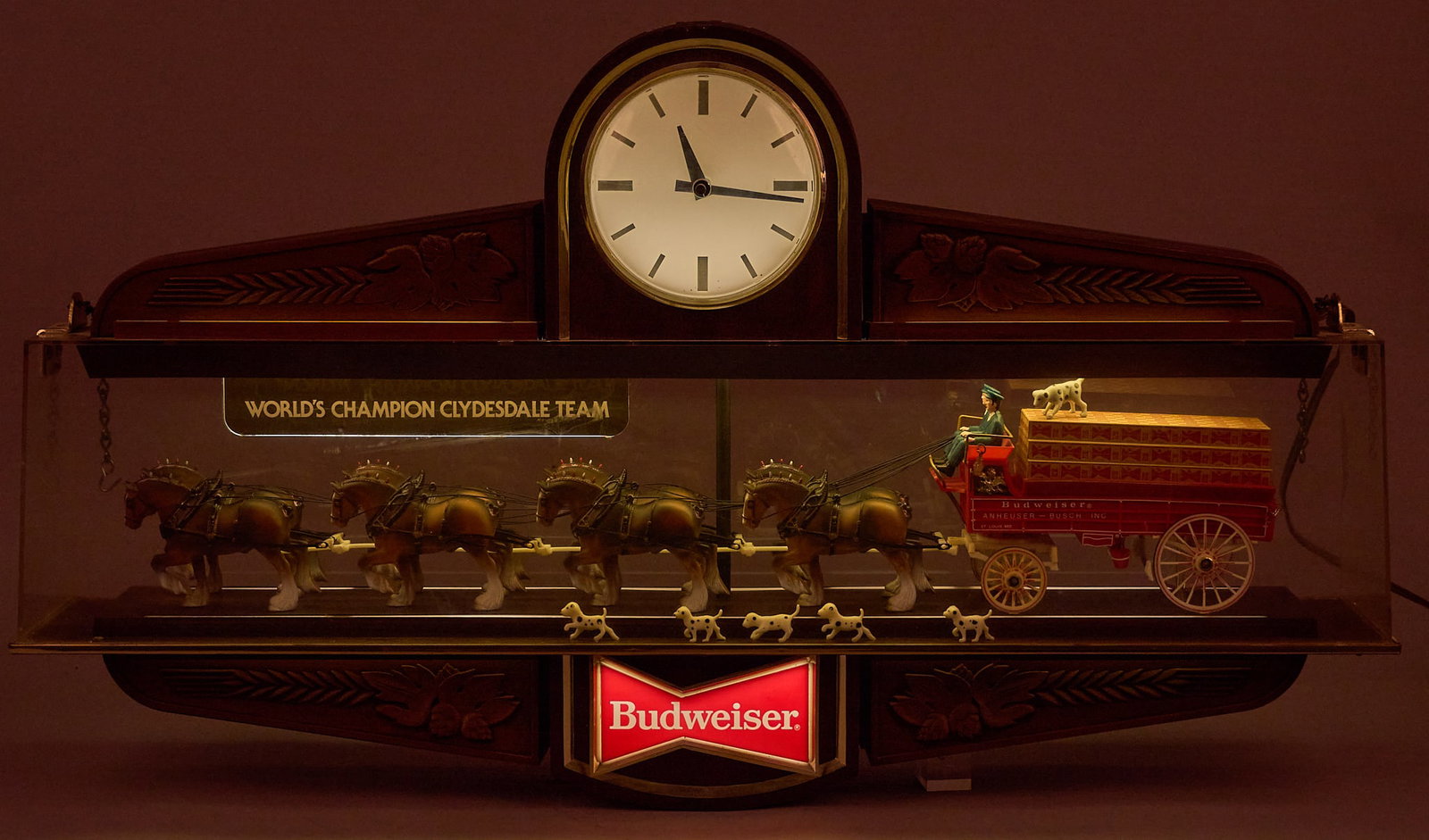 Budweiser "World's Champion Clydesdale Team" Advertising Light with Clock (1 of 4)