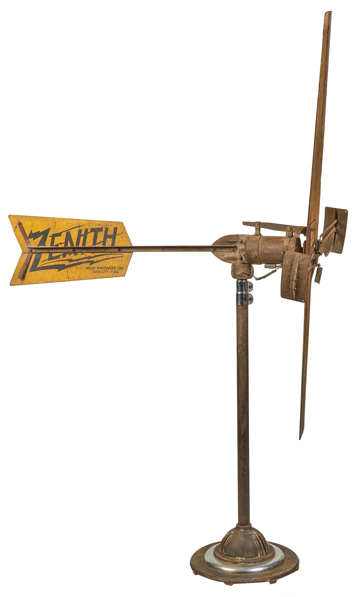 Vintage Zenith Wincharger: Vintage Zenith Wincharger wind generator, used on farms before rural electrification to charge batteries for radios, circa 1930s-1950s height 64 in. x width 72 in. x depth 62 in. Provenance: Property