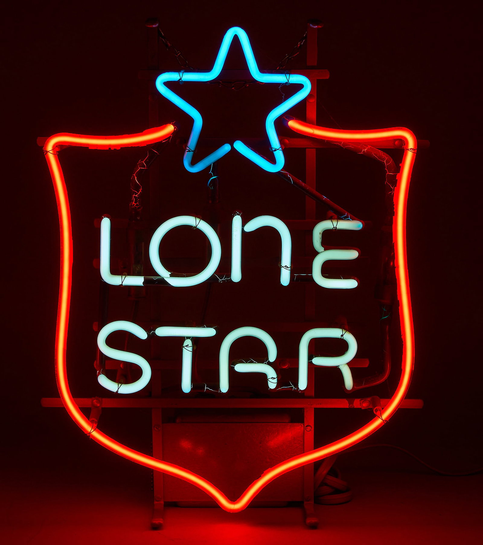 Lone Star Beer Neon Sign, 20th C.: Vintage Lone Star Beer neon sign, circa 20th century, in working condition height 19.5 in. x depth 14 in. x depth 6.5 in. Provenance: Property from a home in San Antonio, Texas 