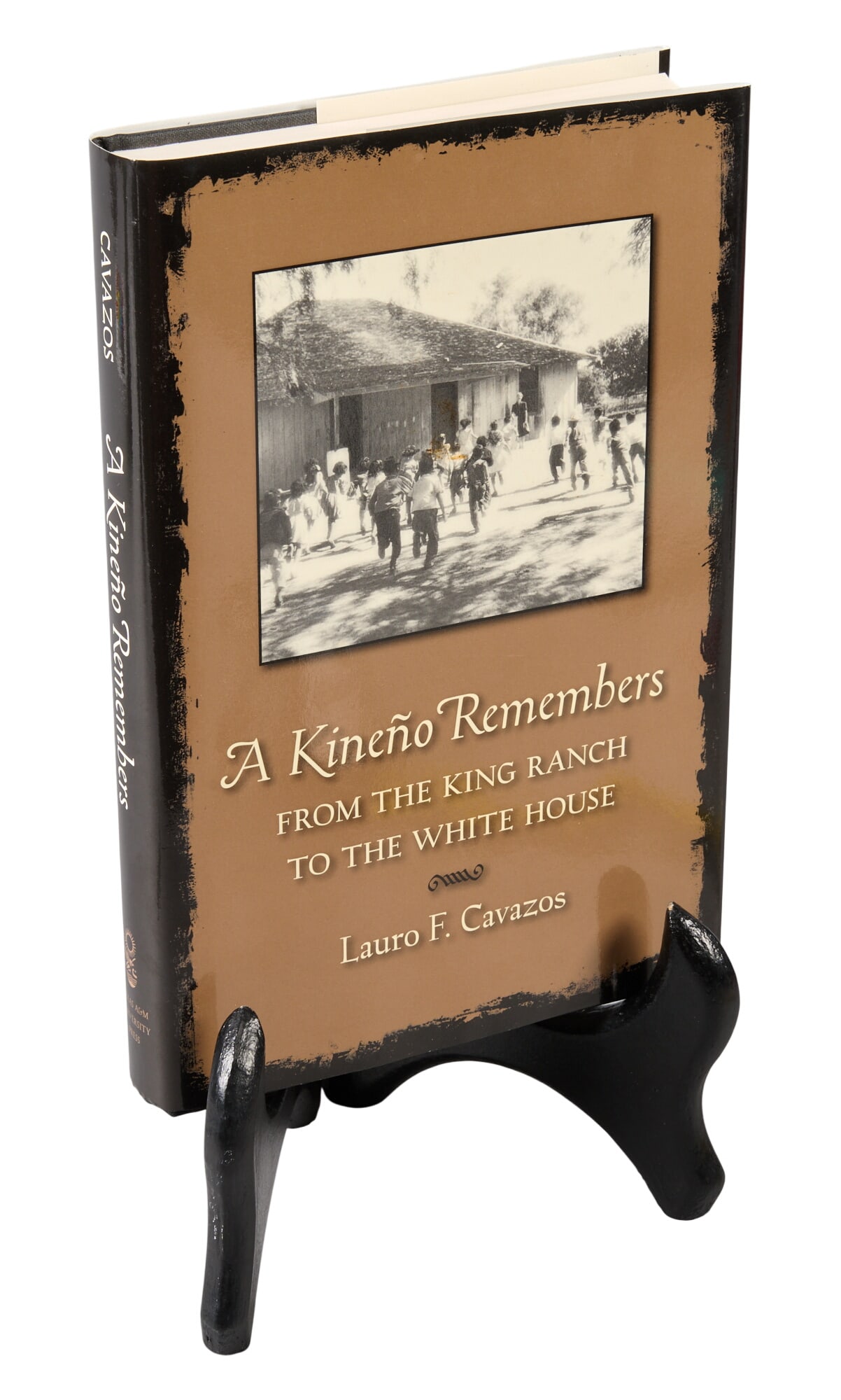 Signed 1st Ed. "A Kineno Remembers" 2006, Lauro F. Cavazos: Signed first edition copy of 2006 "A Kineno Remembers: From the King Ranch to the White House" by Lauro F. Cavazos, published by Texas A&M University Press (College Station, TX), 176