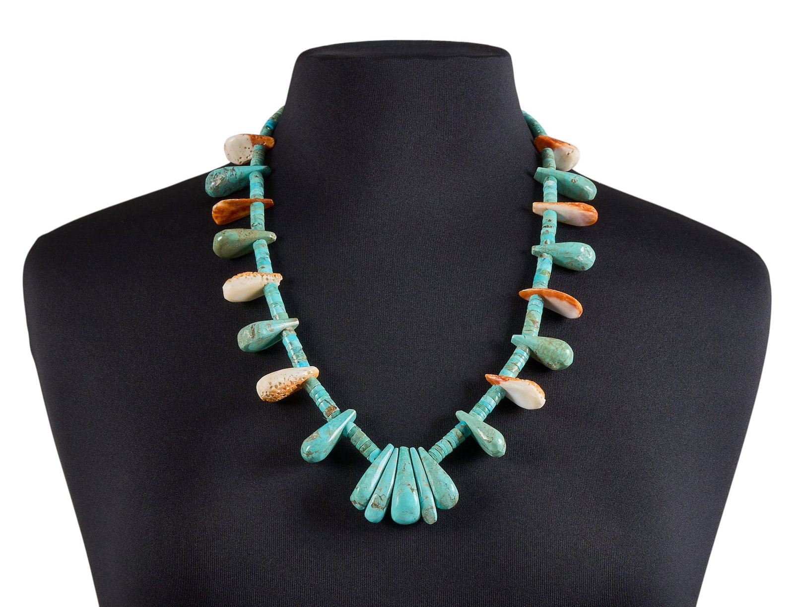 Turquoise & Spiny Oyster Tab Necklace: Beaded turquoise and spiny oyster tab necklace with hook and eye closure Length: 25 in. Total weight: 129.7 g Provenance: Property from an Austin, Texas estate