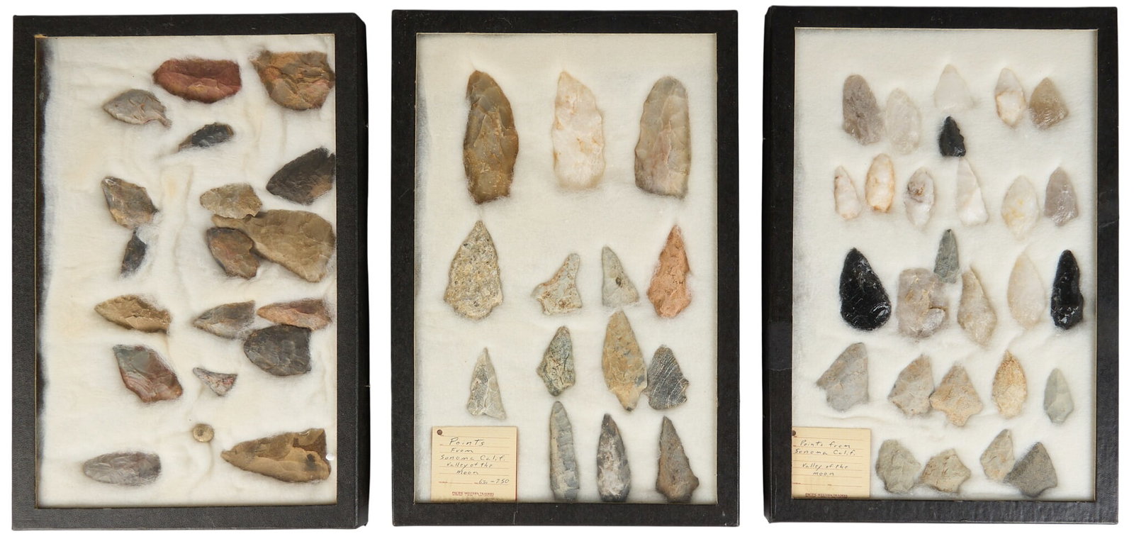 (3) Medium Trays of Arrowheads (1 of 5)