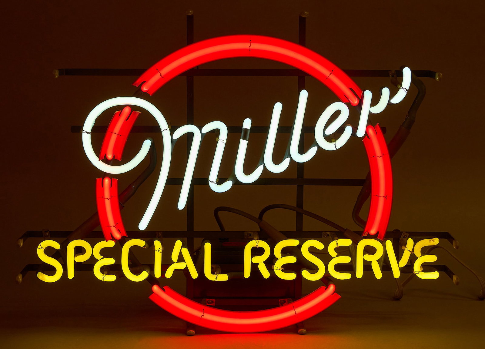 Miller Lite Special Reserve Neon Sign, 20th C.: Vintage Miller Beer Special Reserve neon sign, circa late 20th century, in working condition height 17 in. x width 25 in. x depth 6 in. Provenance: Property from a New Braunfels, Texas