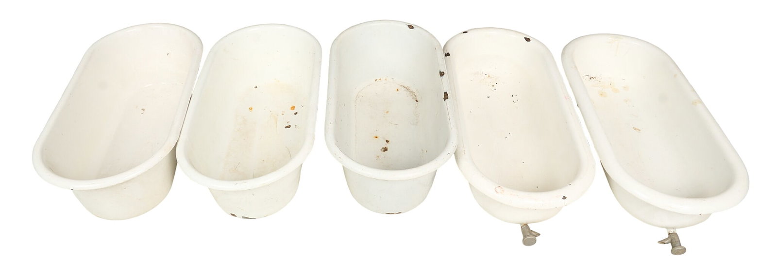 (5) Enamel Tubs: Group of five enamel wash tubs height 12 in. x width 35.5 in. x depth 7 in. 
