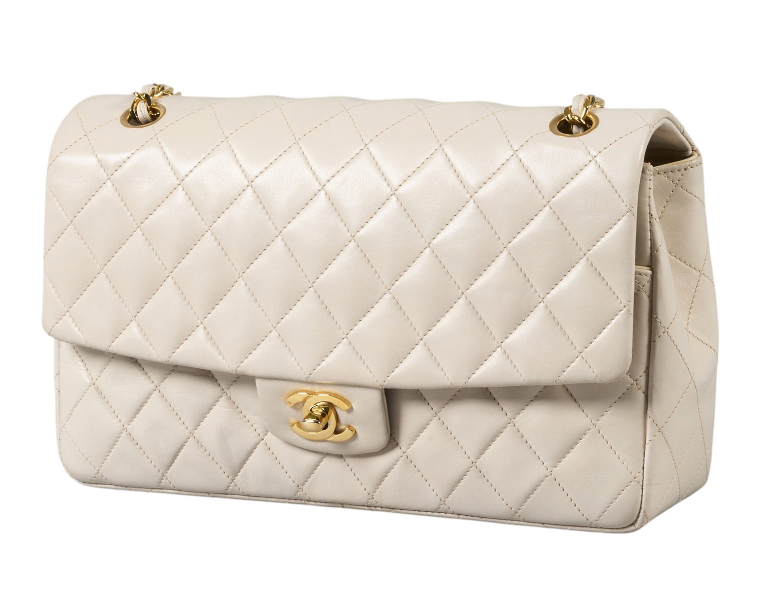 Chanel Classic Flap Bag with Wallet: Chanel Classic Flap shoulder bag in beige quilted leather with golden hardware, and interlaced strap, includes wallet 11 in. x 6.5 in. x 3 in. Condition AB - very good condition, regular wear si