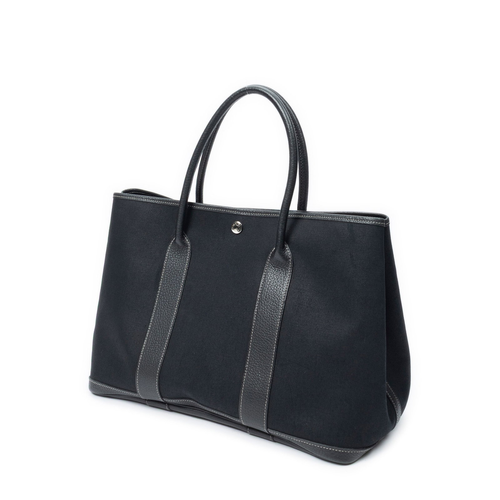 Hermès Garden Party PM Shoulder Bag: Hermès Garden Party PM shoulder bag in black toile officier canvas, palladium hardware, marked Stamp K in Square (2007); third-party authenticated 14.25 in. x 9.75 in. x 6.75 in. Condition A; e