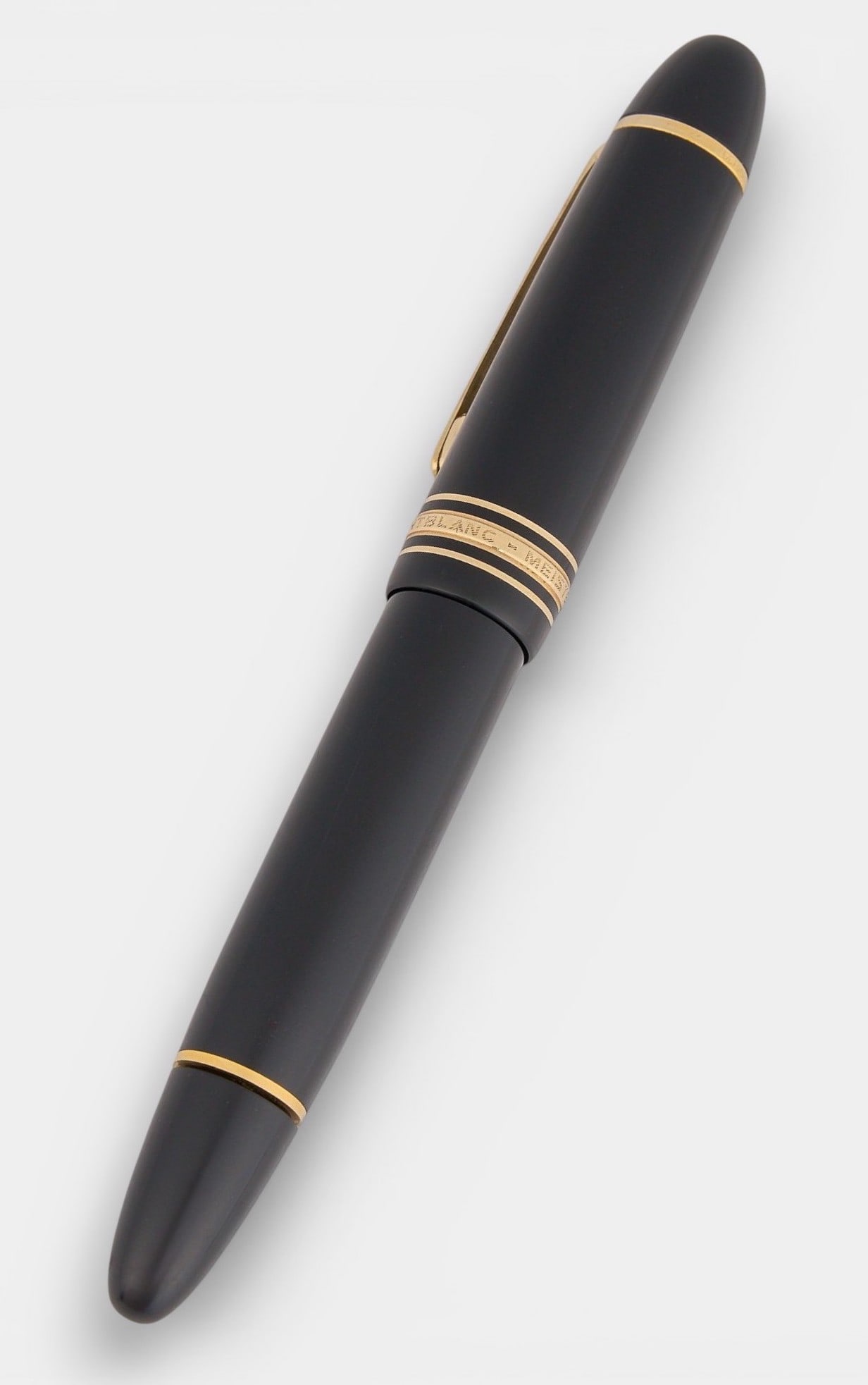 Mont Blanc Meisterstuck Pen (1 of 5)