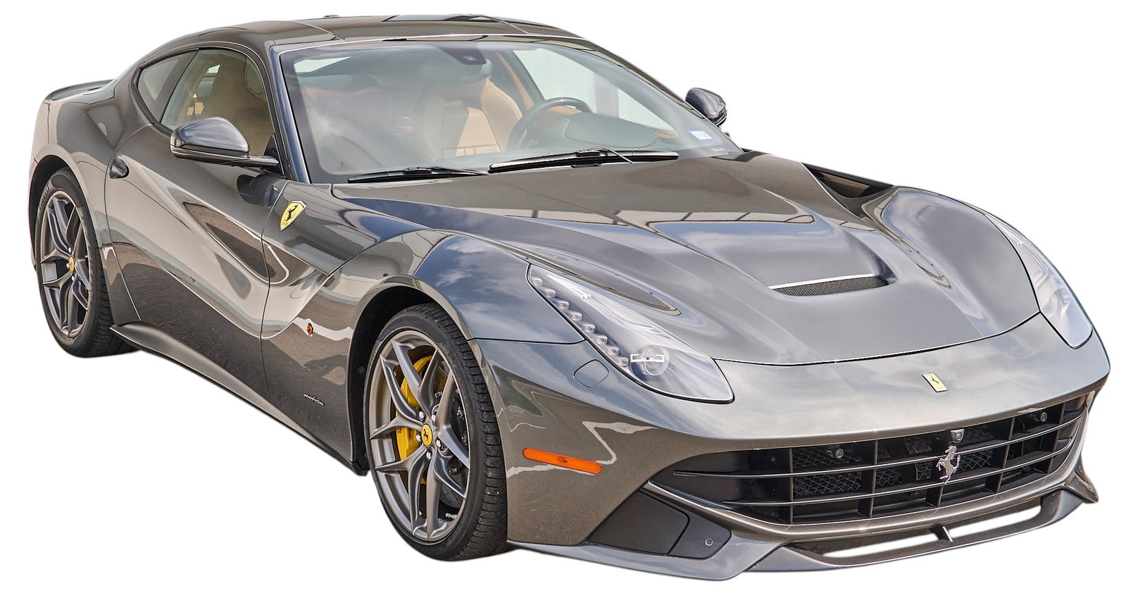 2015 Ferrari F12 Berlinetta: Stunning 2015 F12 Berlinetta, 2-door coupe, 731HP 6.3L V12 F DOHC 48V gasoline powerplant, 7-speed dual clutch transmission, rear wheel drive, only 14,600 miles, in outstanding condition mechnically a