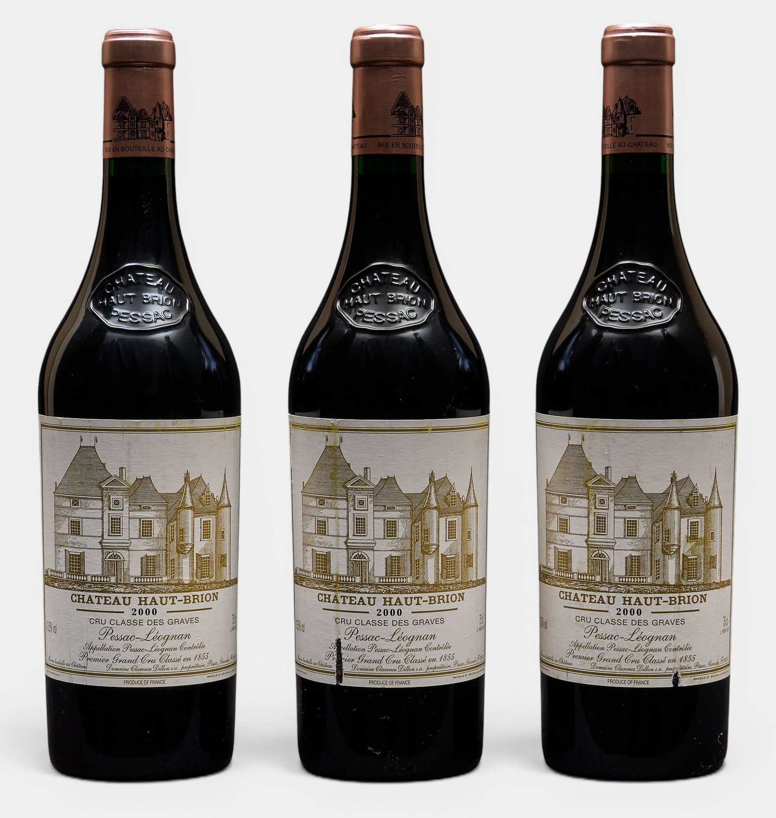 (3) 2000 Chateau Haut-Brion Cru Classe Des Graves: Three bottles of 2000 Chateau Haut-Brion Cru Classe Des Graves Provenance: Property from the custom chilled cellar of the Cordillera Ranch home of prominent attorney David J. Arata