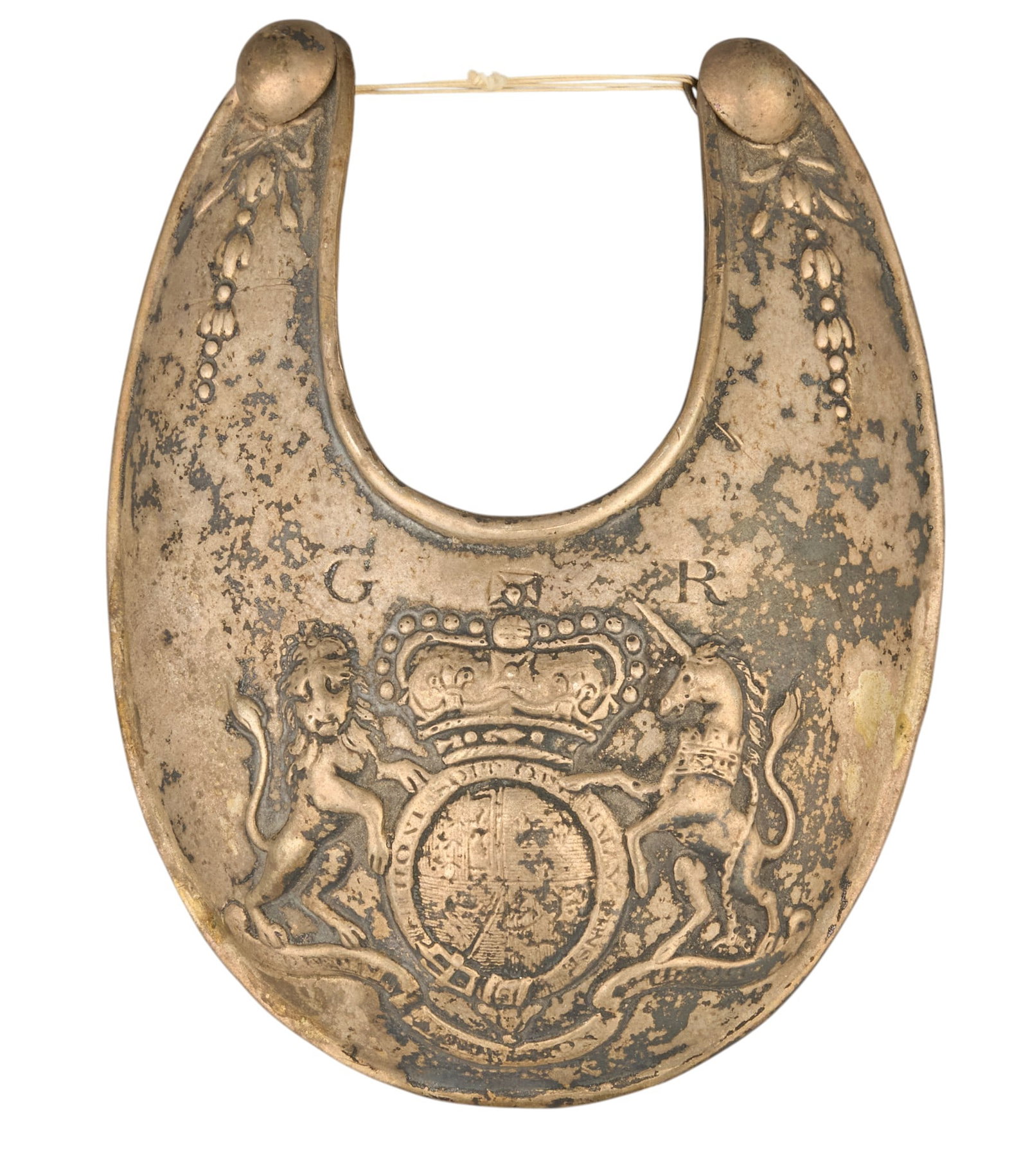 Red McCombs | George III Silver Gorget: George III Period silver gorget, presented to Indian allies during the American Revolution and War of 1812 in very high regard, with central armorial, includes institution placard Total weight: 