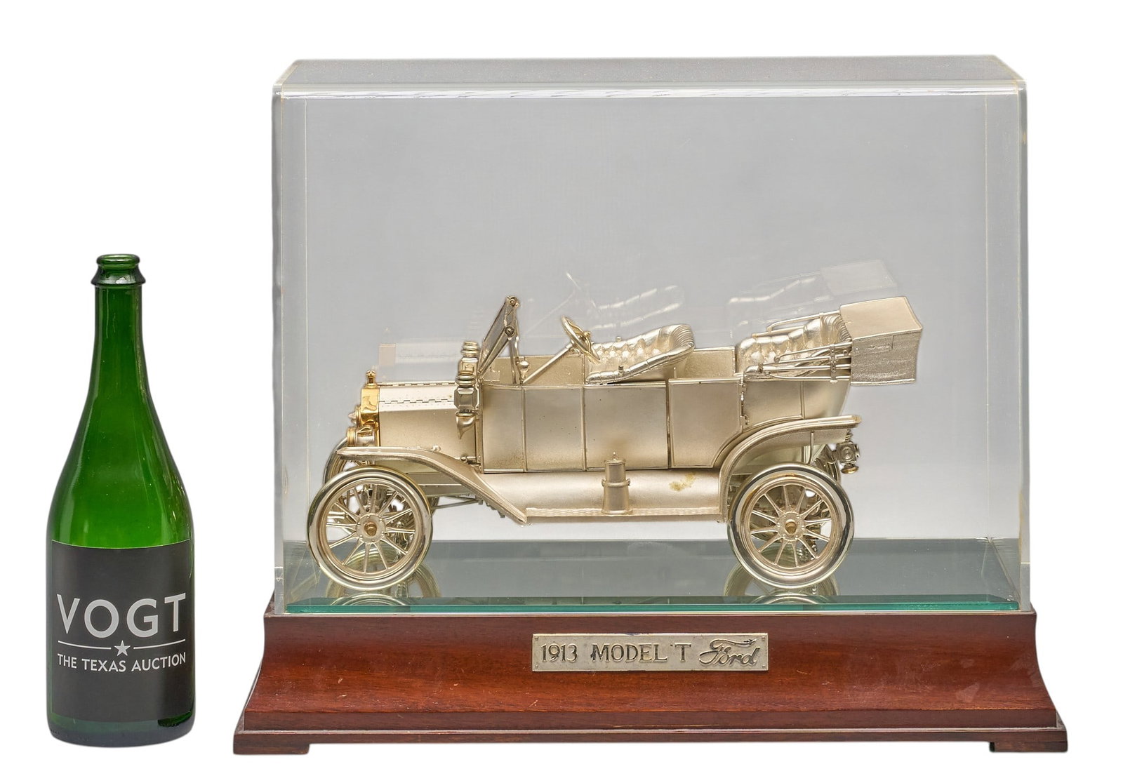Red McCombs | Impressive 1913 Ford Model T Silver Car Replica on Display Base - 5