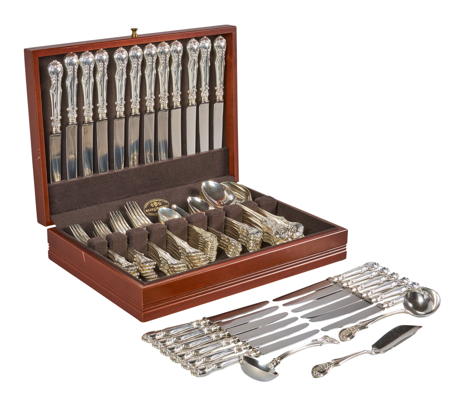 Red McCombs | (86) Pc Victoria Sterling Silver Flatware (1 of 6)