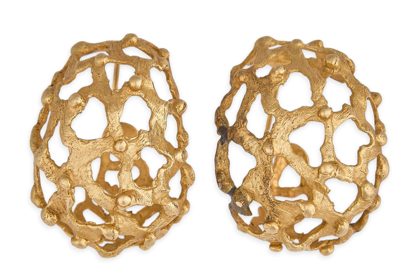 Red McCombs | 14K Modernist Earrings: Pair of 14K gold (tested) modernist earrings with reticulated design, no backs Size: 1 in. / length Total weight: 13.9 g Provenance: Property from the personal estate collection of iconic Texas busine
