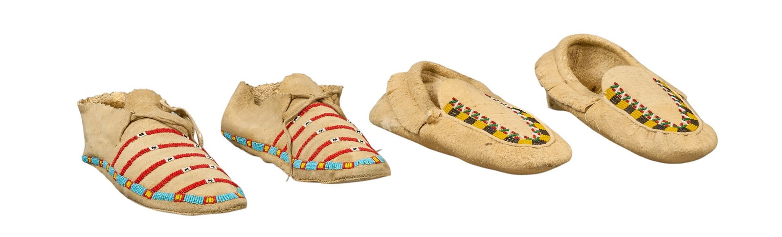 (2) Pairs of Native American Style Moccasins (1 of 4)