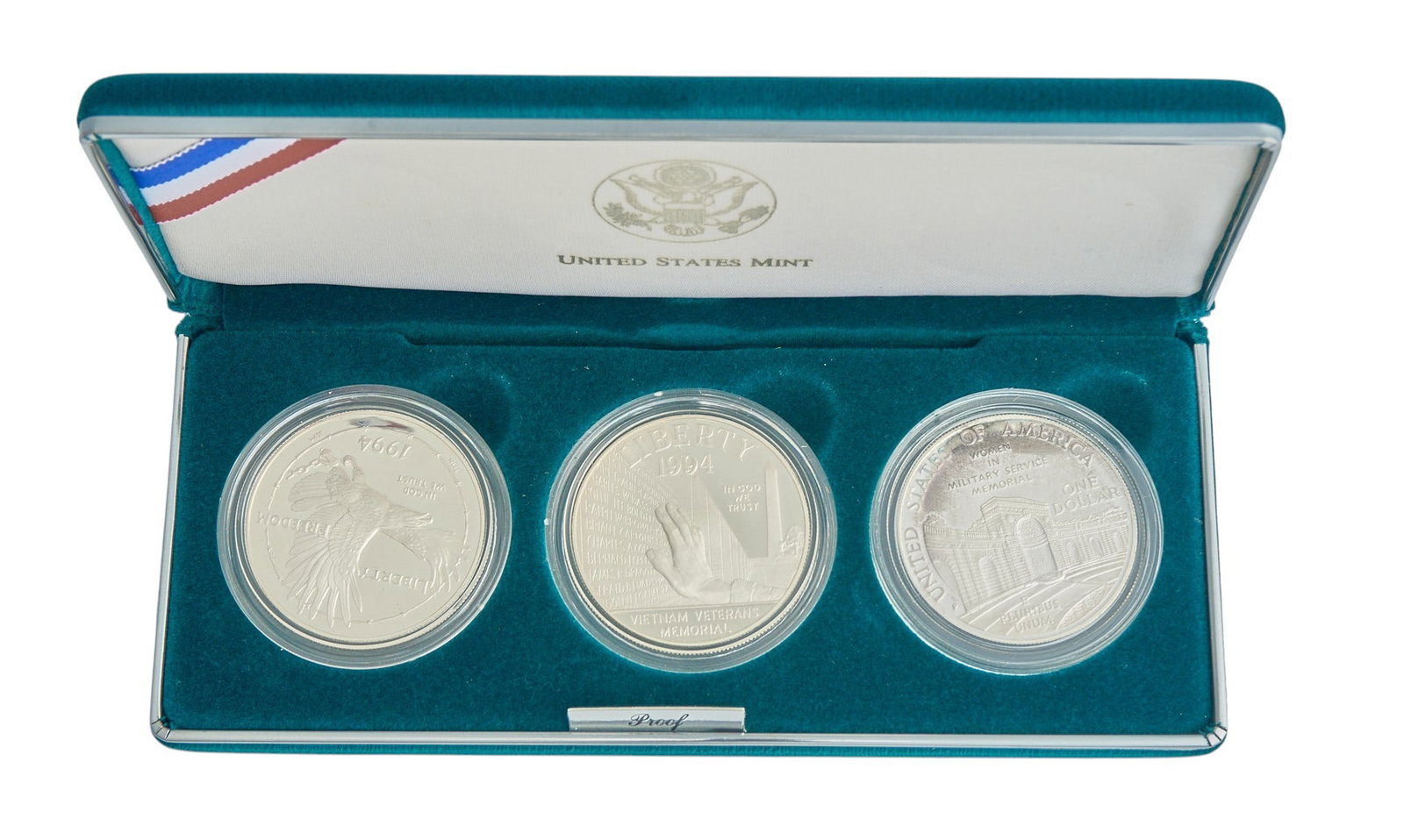 1994 US Veterans Commemorative Silver Dollar Set: 1994 United States Mint commemorative silver dollar set honoring US Veterans Provenance: Property from a home in the Alamo Heights neighbo