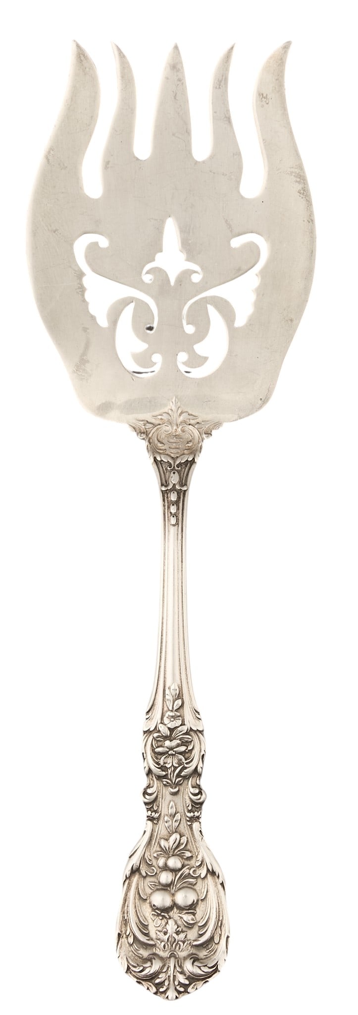 Reed and Barton Sterling Silver Small Pastry Fork: Reed and Barton sterling silver small pastry fork Length: 6 in. Total weight: 1.375 (weighable silver) Provenance: Property from the collection of an industrial chemicals entrepreneu