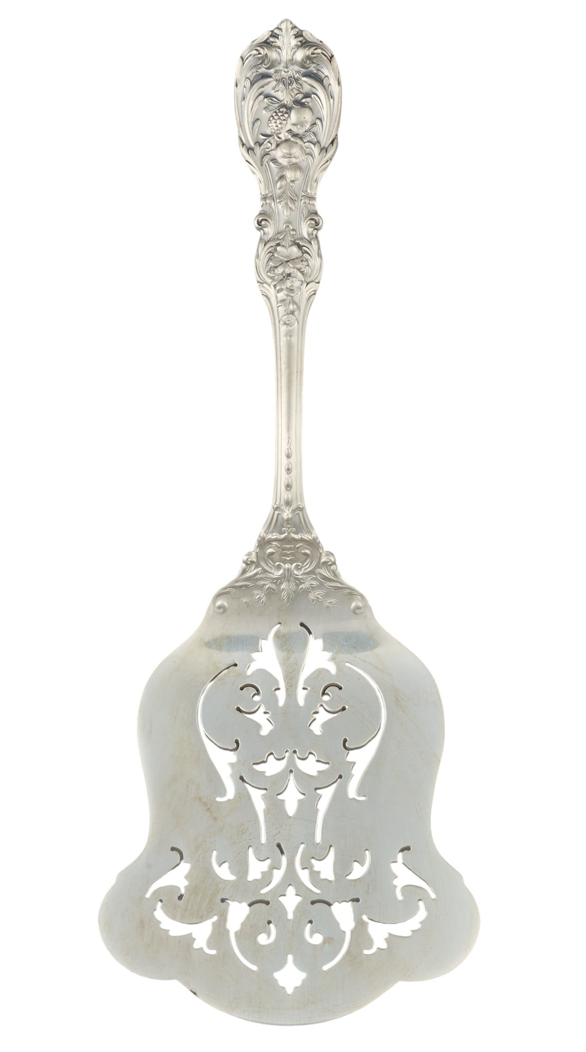 "Francis I" by Reed and Barton Sterling Silver Asparagus Server: "Francis I" by Reed and Barton sterling silver asparagus server length: 10 in. Total weight: 6.23 ozt (weighable silver) Provenance: Property from the collection of an industrial chemi