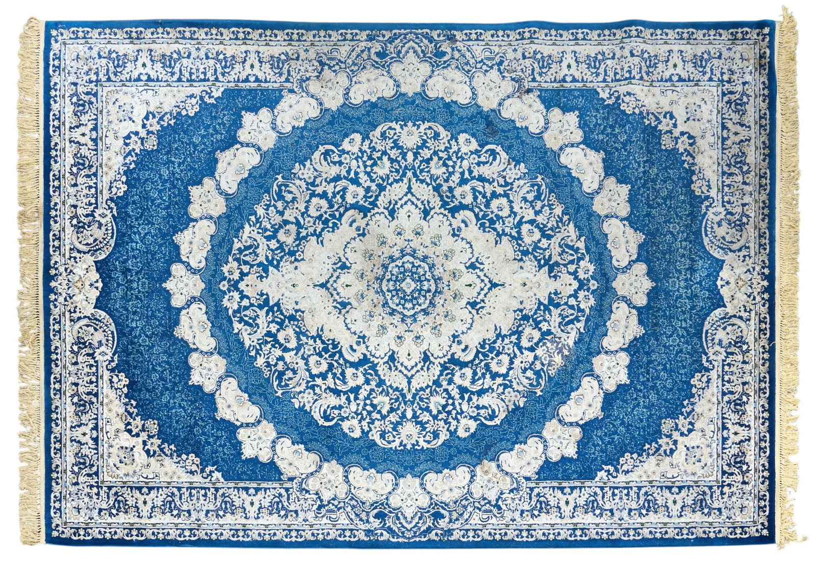 Rug, 11 ft. 9 in. x 8 ft. 2 in.: Rug 11 ft. 9 in. x 8 ft. 2 in.