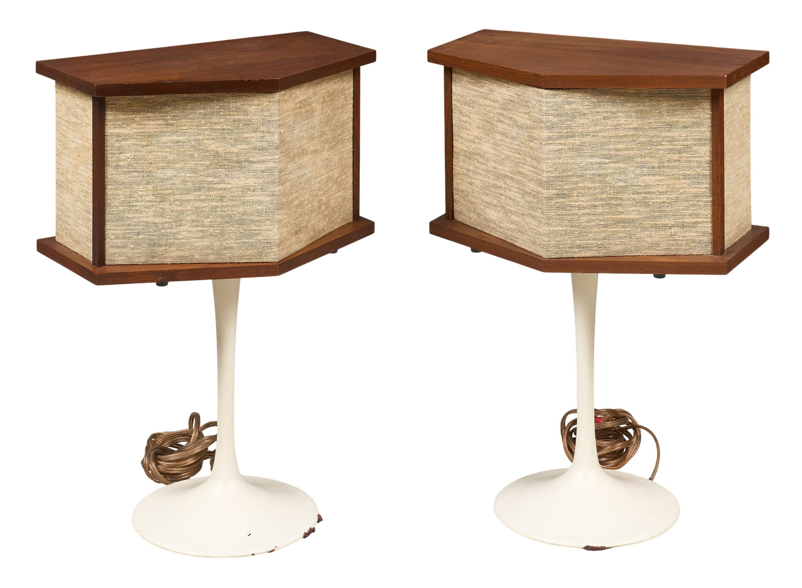 Pair of Bose 901 Speakers (1 of 4)