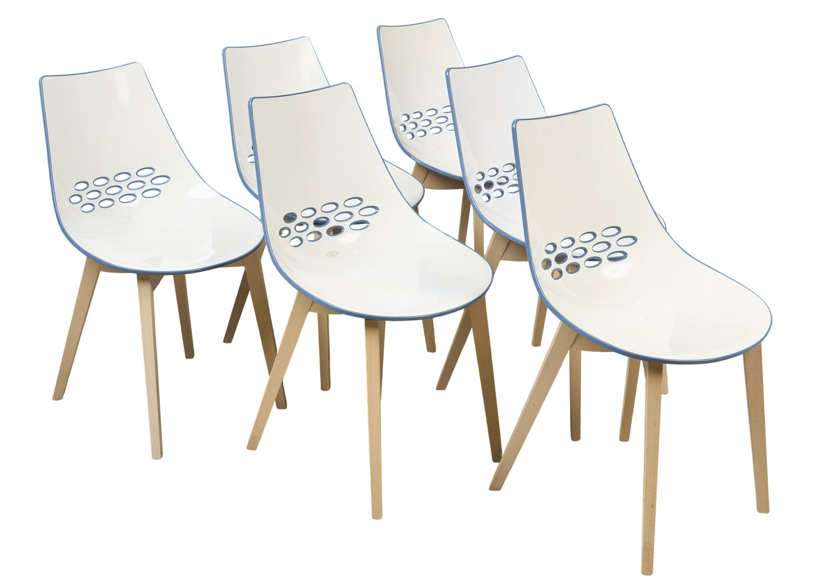 Set of (6) Calligaris Chairs: Set of six Calligaris dining chairs, with technopolymer white seats, and wooden legs height 23.5 in. x width 21.5 in. x depth 18.5 in. / each Provenance: Property from a home in San