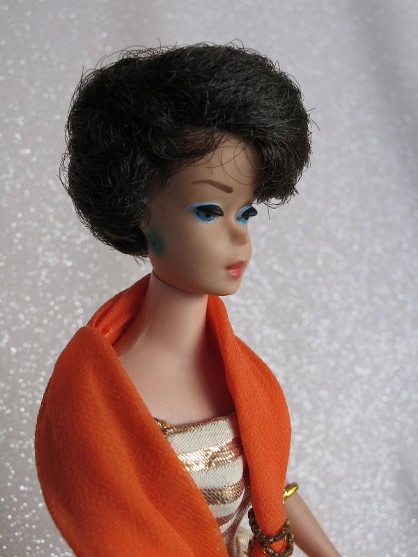Brunette bubble cheap cut barbie 1962