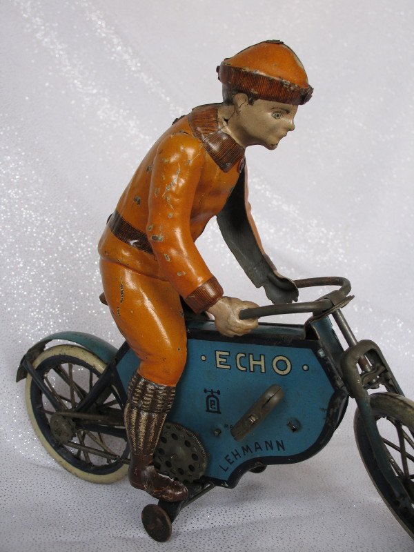 Rare USA Lehmann 'Echo 725' clockwork motorcyclist (1 of 6)
