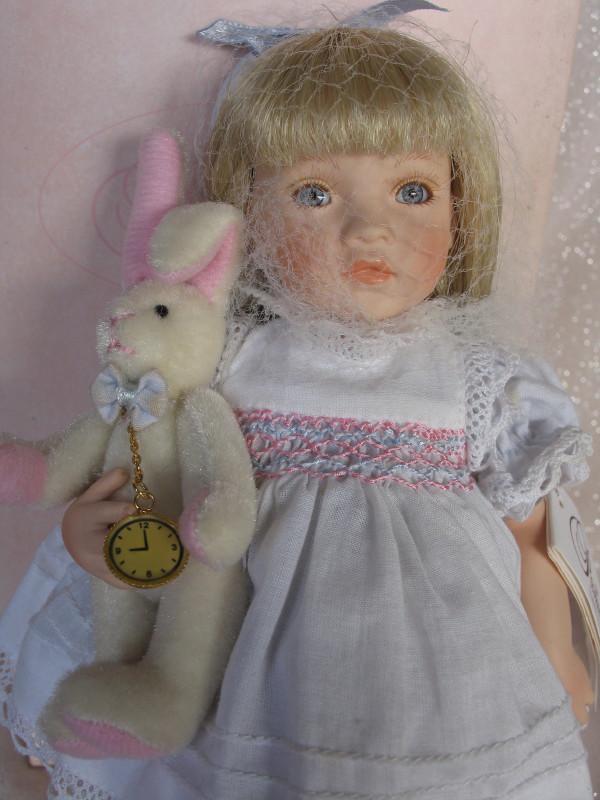 MIB Pauline Bjonness-Jacobsen 8" (20. 5cm) "Alice in (1 of 3)