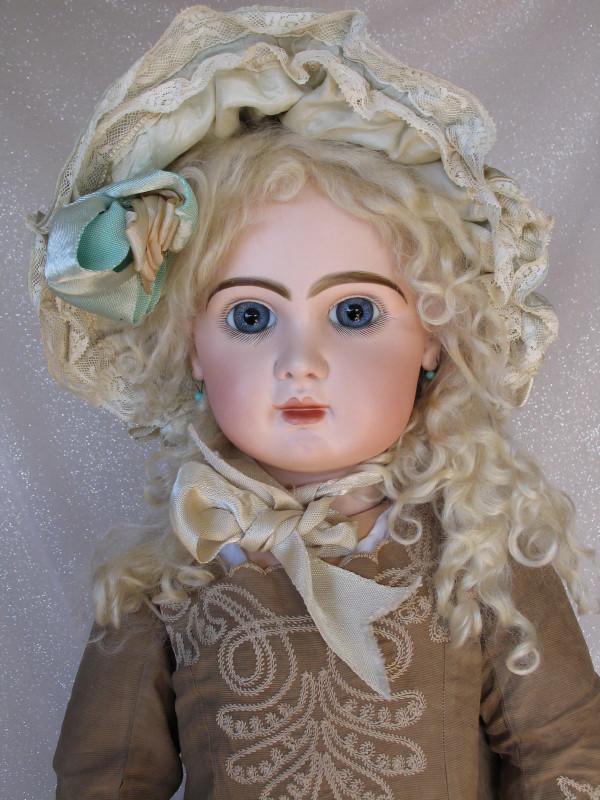 Companion French Tete Jumeau Bebe c1890s, 30" (76cm) (1 of 10)