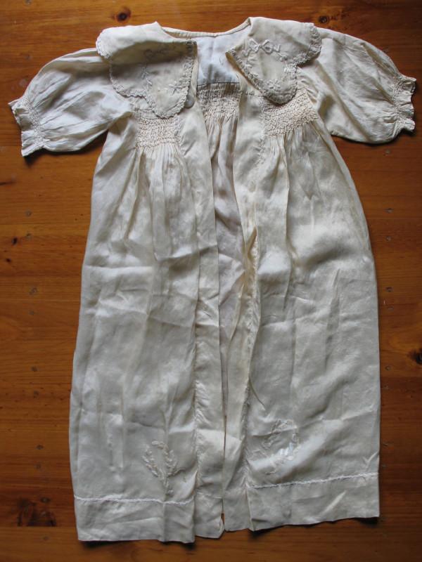 Mixed Baby/child Antique- Vintage clothes suitable for (1 of 3)