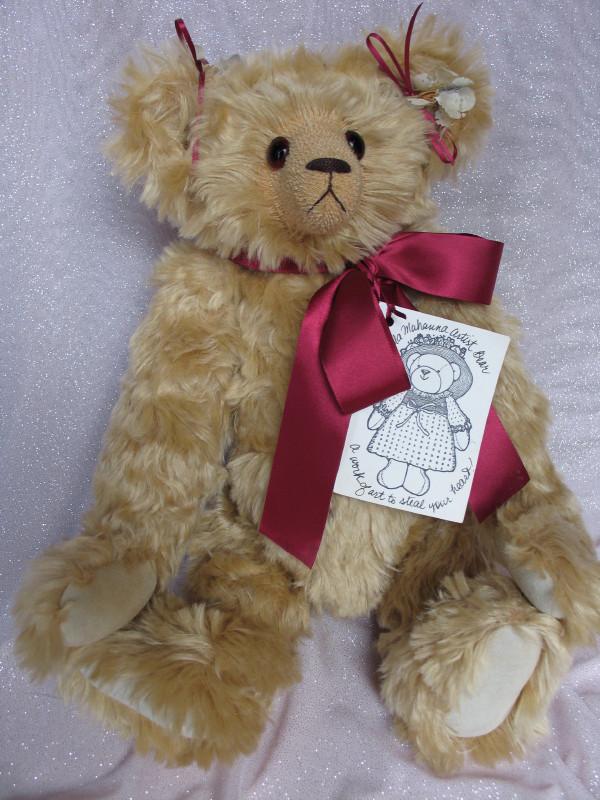 OOAK Karla Mahanna blonde mohair 43cm original artist (1 of 2)