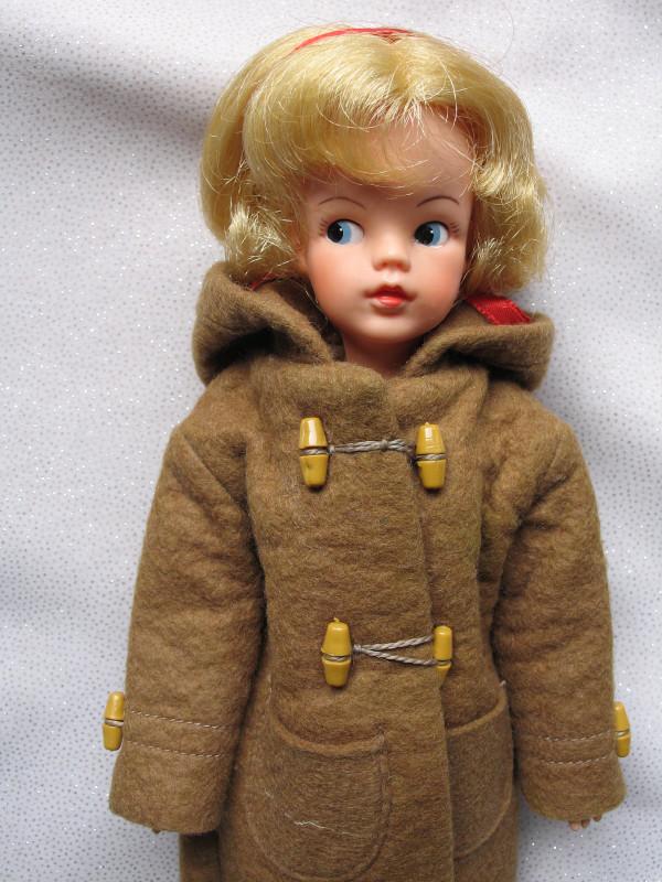 Blonde 1960s Pedigree Sindy in tagged brown "Duffle (1 of 3)