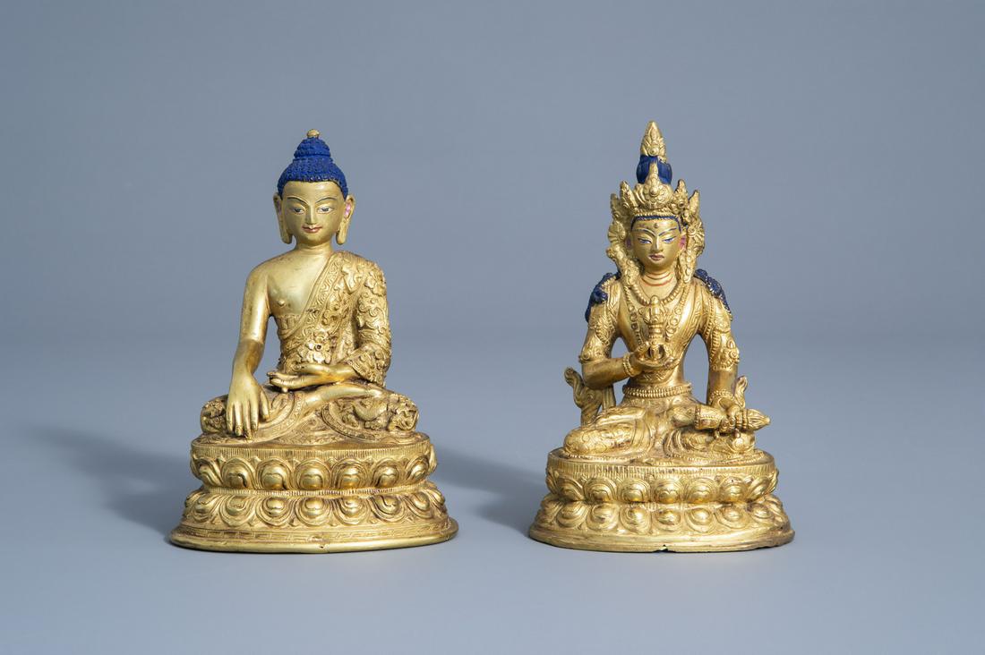 Two Chinese gilt bronze figures of Buddha, 19th/20th C. (1 of 7)