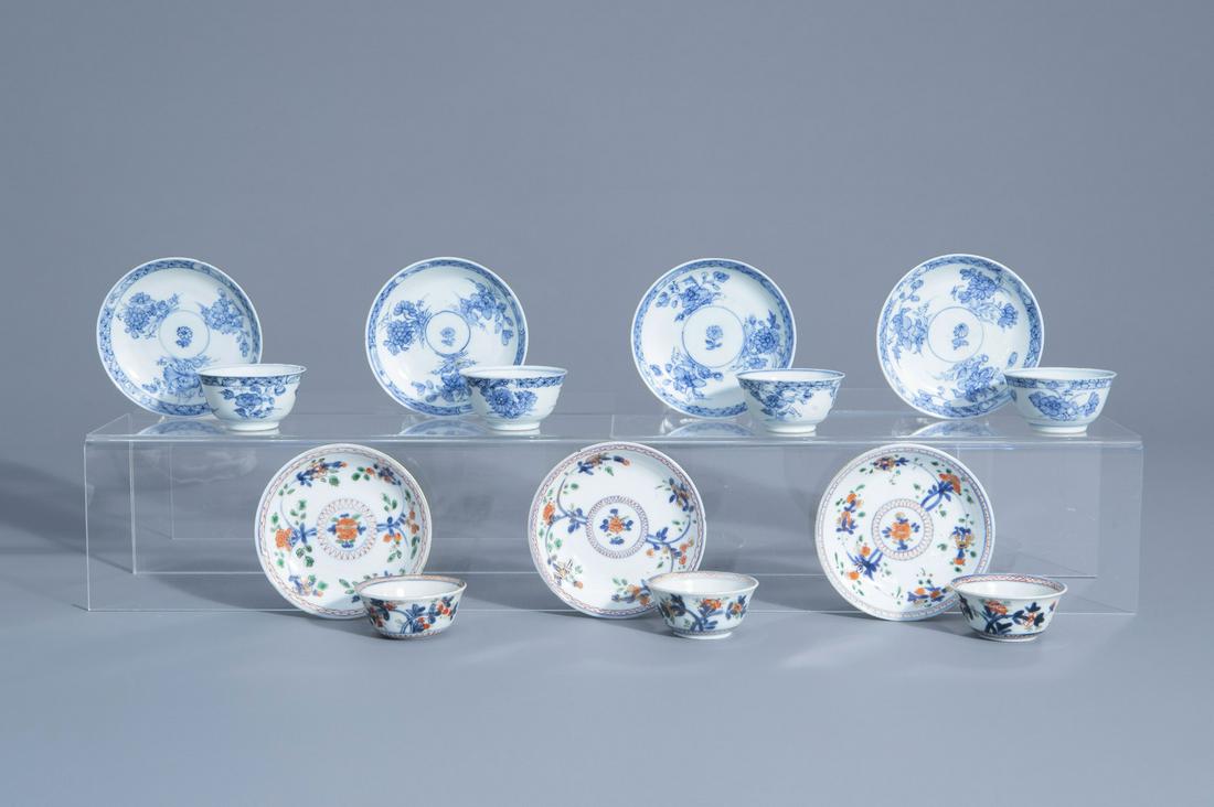 Seven Chinese blue, white and verte-Imari cups and (1 of 11)