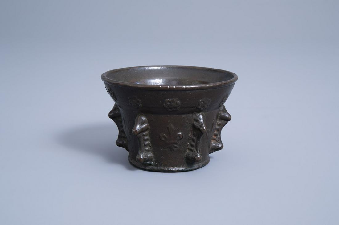 A French bronze mortar with fleur-de-lis design, 17th (1 of 7)