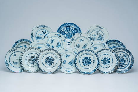 A varied collection of Chinese blue and white plates with floral design and landscapes, 18th/19th C.: Full title: A varied collection of Chinese blue and white plates with floral design and landscapes, 18th/19th C. Description: Dia.: 26 - 22,7 cm (the tallest and the smallest plate)