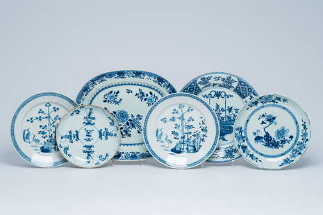 Six Chinese blue and white dishes and plates, Kangxi/Qianlong: Full title: Six Chinese blue and white dishes and plates, Kangxi/Qianlong Description: L 38,5 - D 32 cm (the platter)Dia: 32 - 22 cm (the largest and the smallest dish)