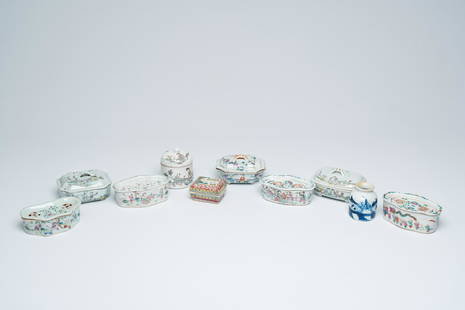 A varied collection of Chinese famille rose and qianjiang cai boxes and covers and cricket boxes and: Title: A varied collection of Chinese famille rose and qianjiang cai boxes and covers and cricket boxes and a blue and white vase, 19th/20th C. Description: L 12 - 7 cm (the largest and the smallest