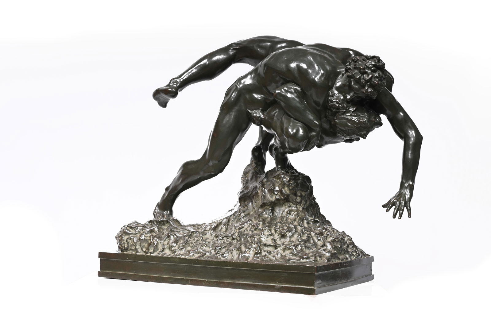 Jef Lambeaux (1852-1908): The wrestlers, green patinated bronze: Jef Lambeaux (1852-1908): The wrestlers, green patinated bronze H 68 - L 81 - D 44 cm
