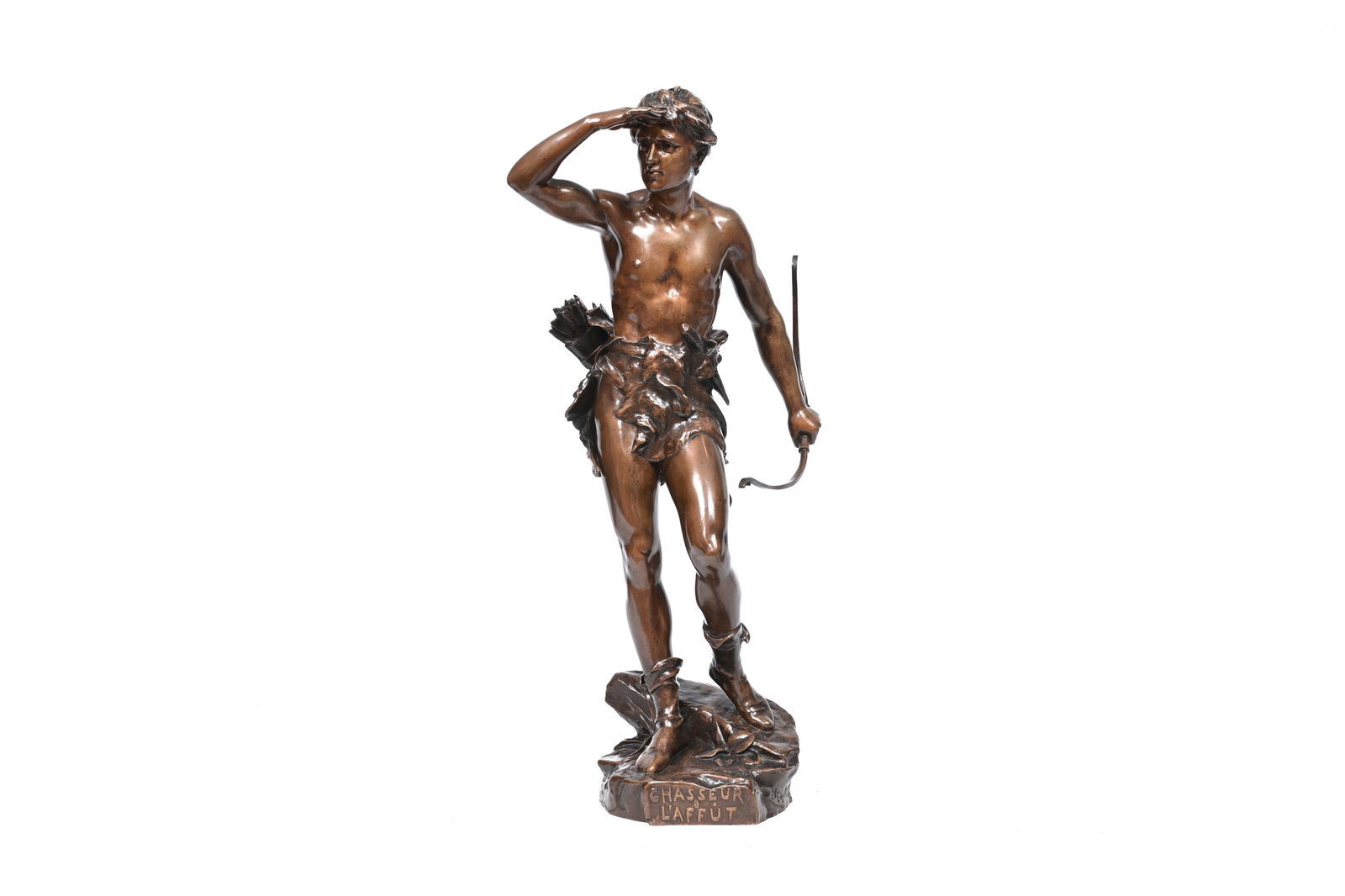 Eugene Marioton (1854-1933): 'Chasseur a l'affut', brown patinated bronze: Eugene Marioton (1854-1933): 'Chasseur a l'affut', brown patinated bronze H 74,5 cm Ref.: - P. Kjellberg, Les bronzes du XIXe siecle, Paris, 1989, pp. 458-460.