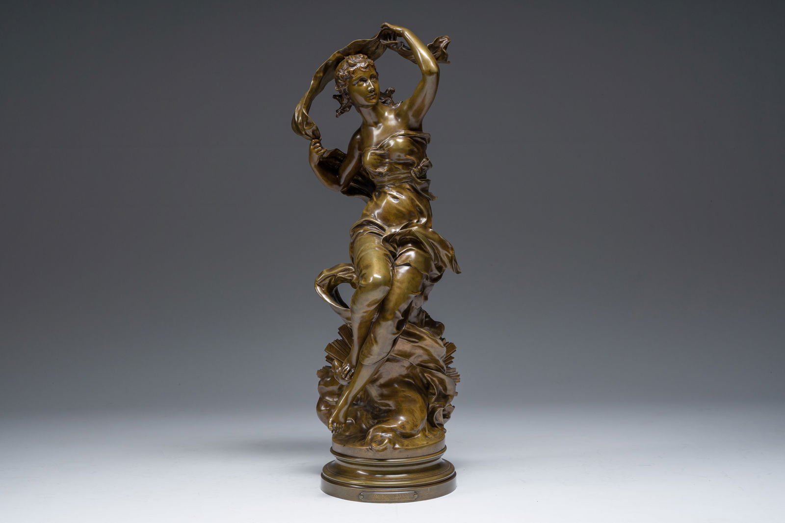 Jean-Baptiste Germain (1841-1910): 'Etoile du matin', brown patinated bronze: Jean-Baptiste Germain (1841-1910): 'Etoile du matin', brown patinated bronze H 82 cm The circular base with title plaque inscribed 'Etoile du Matin par J. B. Germain - Salon des Beaux Arts 1894'. Ref.