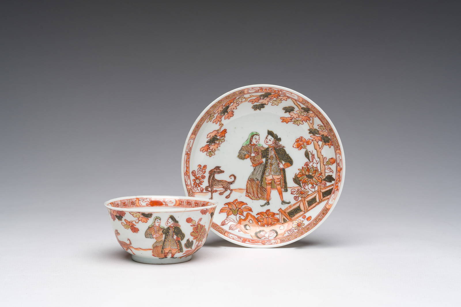 A Chinese verte-Imari 'Governor Duff' cup and saucer, Yongzheng/Qianlong